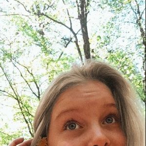 Meet your Posher, Kennedy